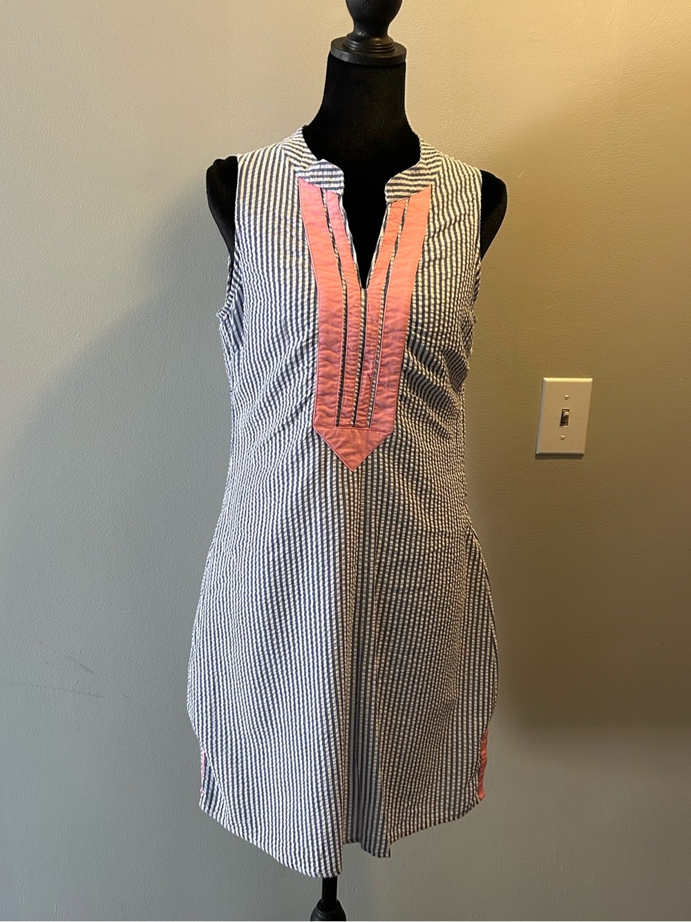 Duffield Lane Seersucker dress. Size S Blue/pink/white. Excellent condition